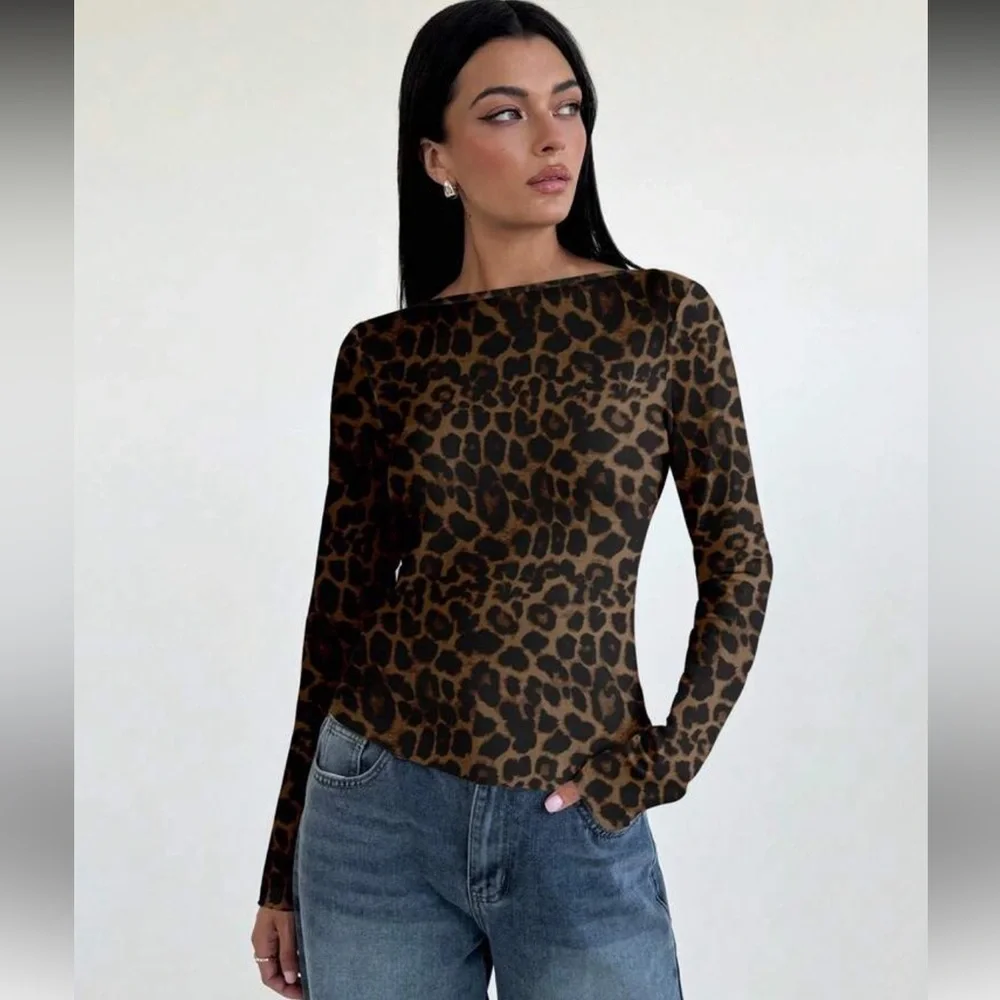 Leopard Print Open Back Top NEW 🏷️